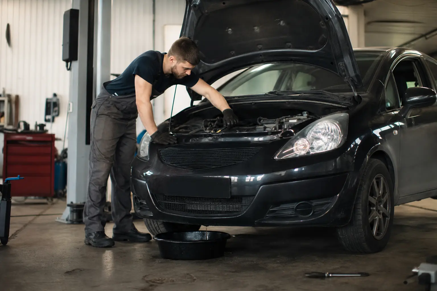 Pourquoi la vidange régulière est indispensable pour votre voiture