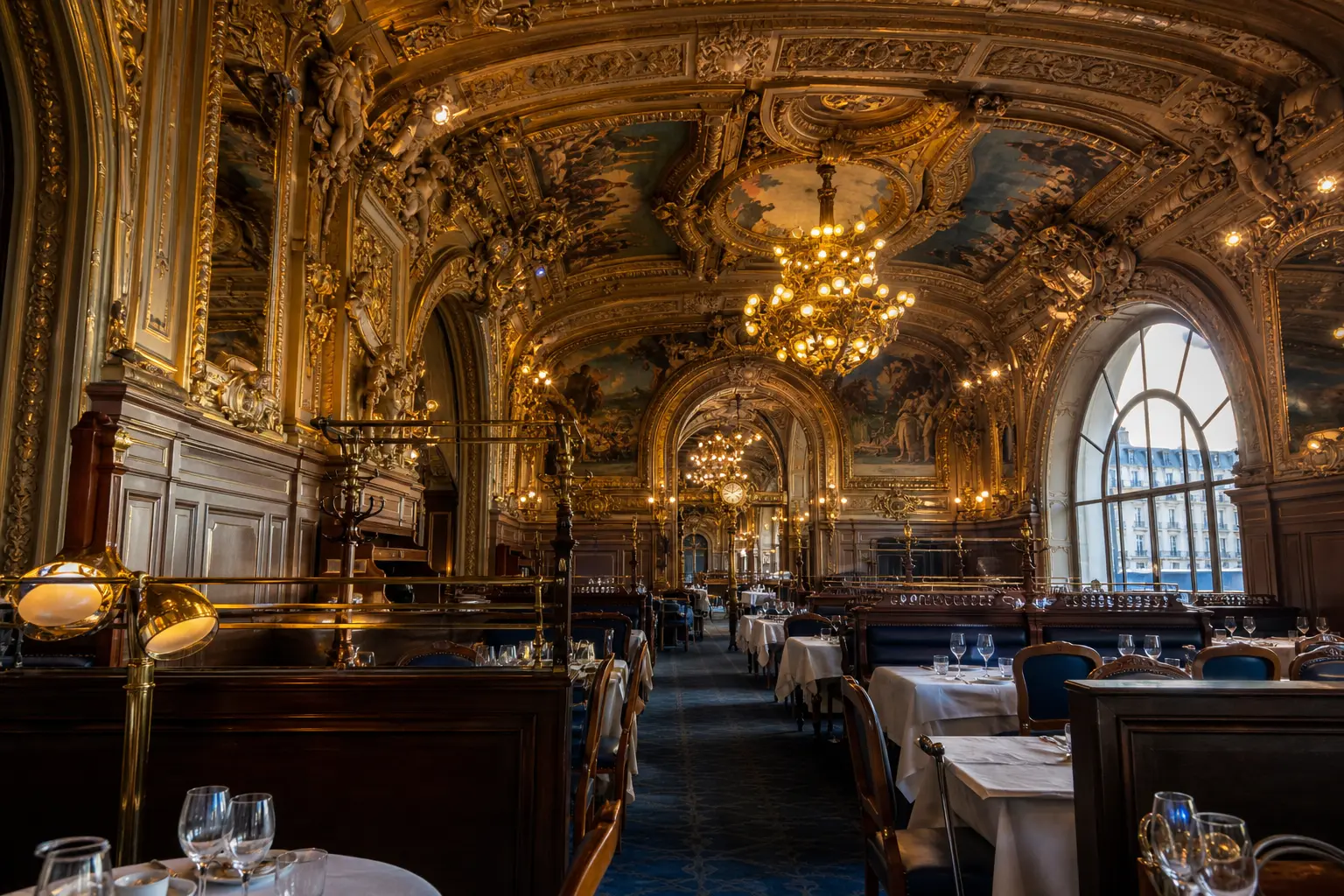 Le Train Bleu : l’histoire d’un train de légende entre Paris et la Côte d’Azur
