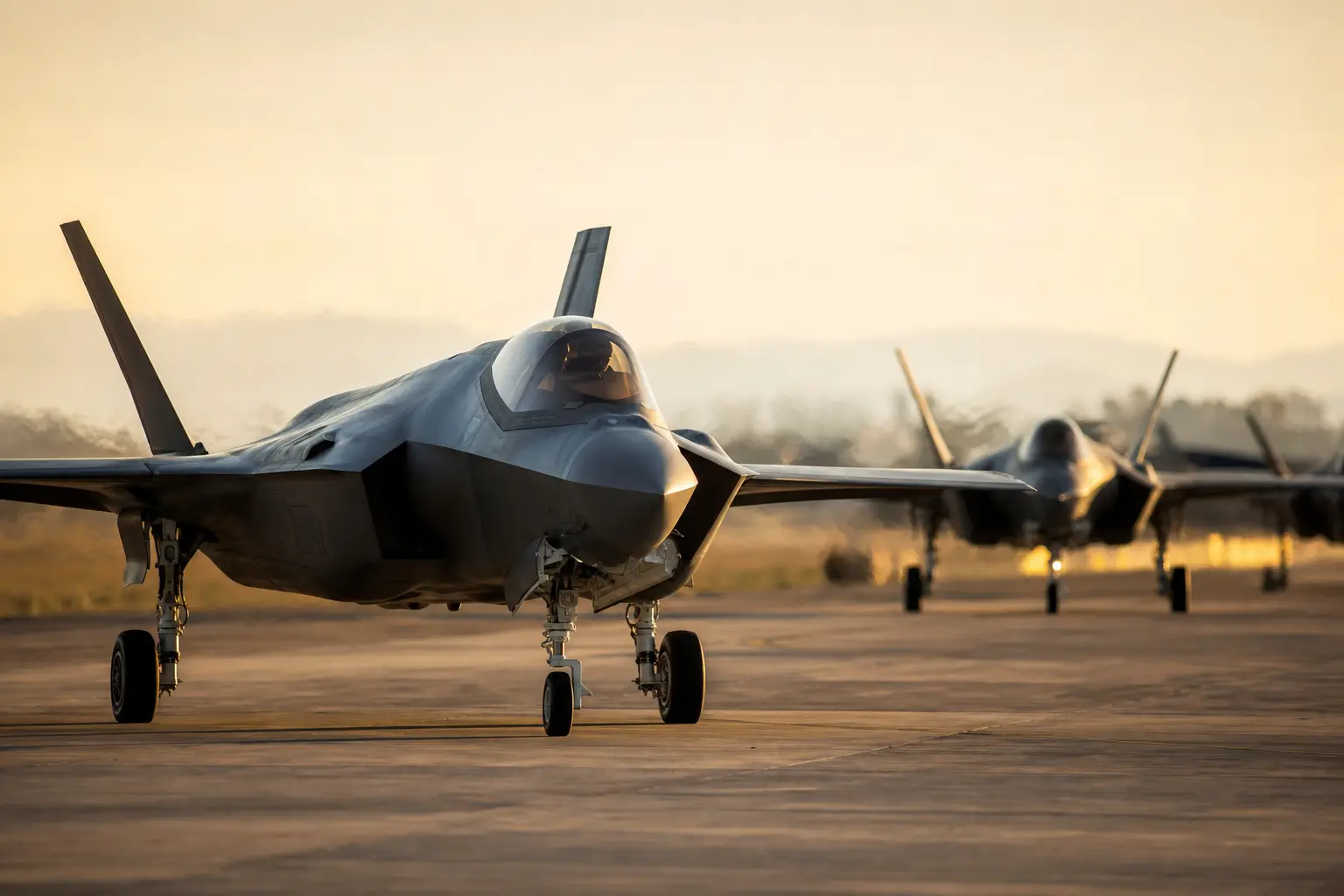 Quel est l’avion de chasse américain le plus redoutable ? Le vrai duel entre F-22, F-35 et F-15