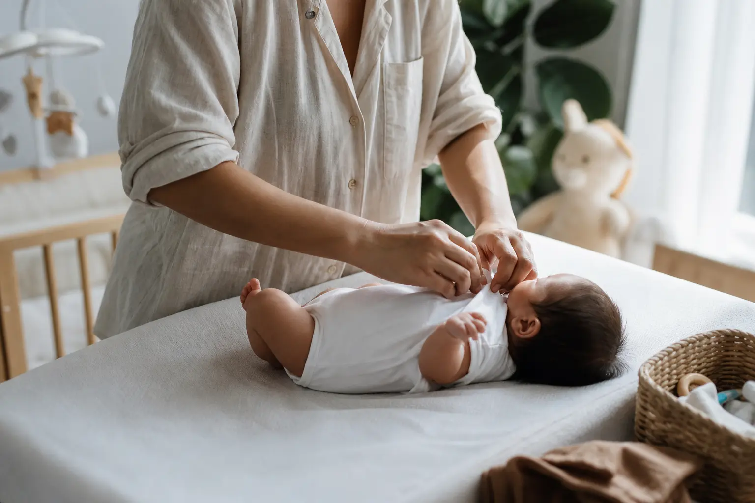 Pourquoi le body Petit Bateau est-il devenu un indispensable pour les bébés ?