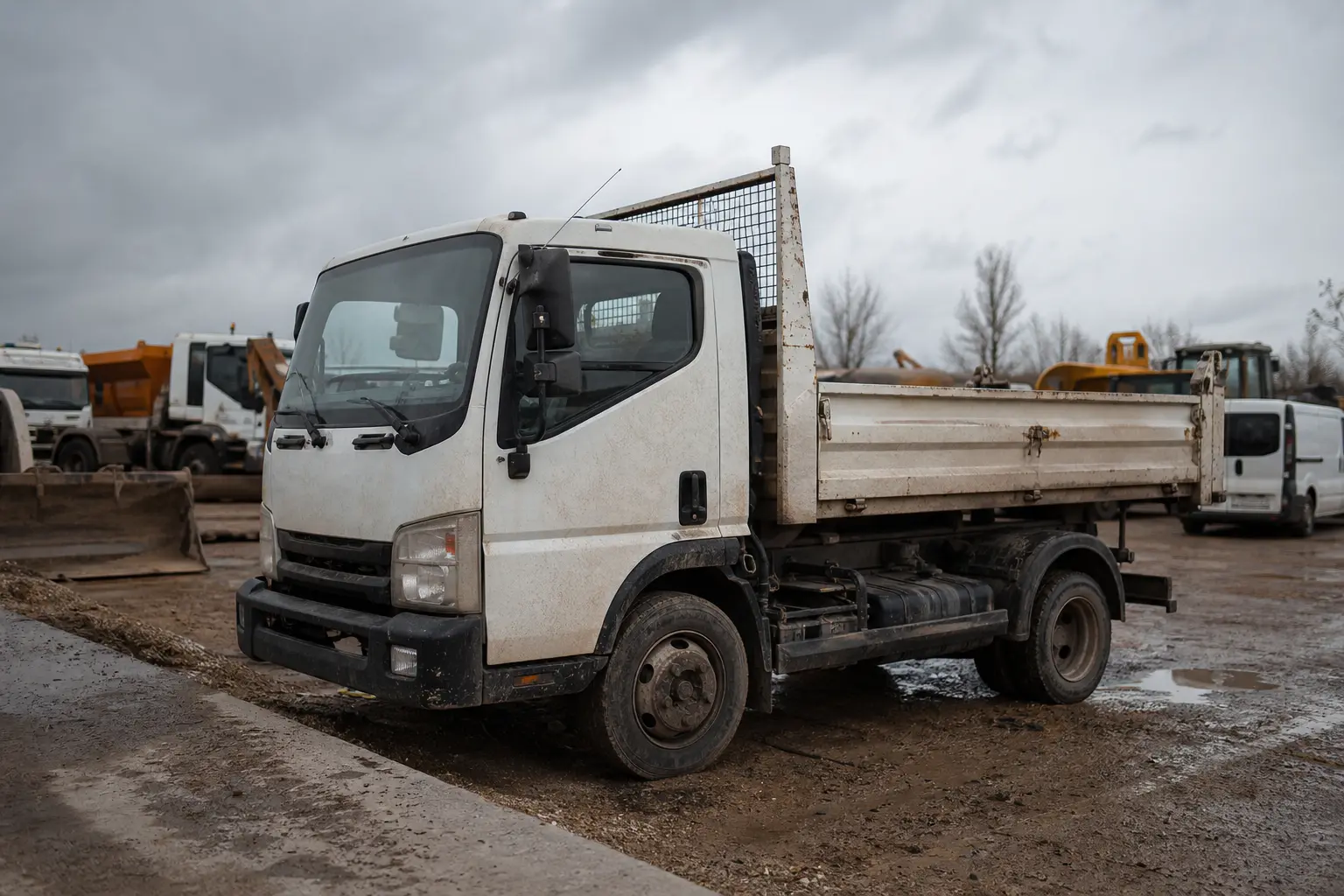 Où trouver un camion benne d’occasion 3,5 t : les bons canaux, les pièges à éviter et les critères qui comptent
