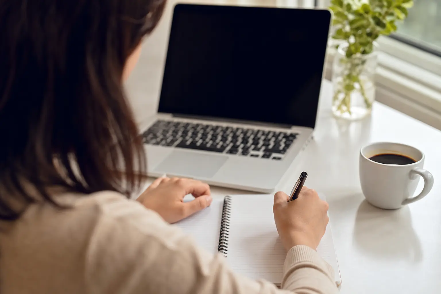 Comment rédiger une présentation écrite qui capte l’attention et reste authentique