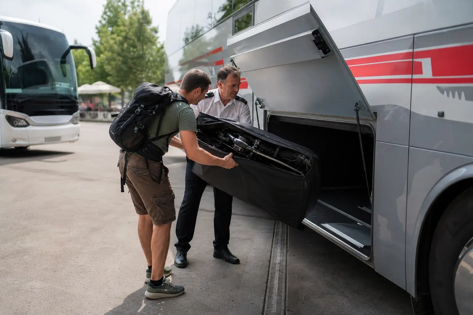 Transporter son vélo en car longue distance : ce qu'exigent vraiment FlixBus et BlaBlaCar Bus