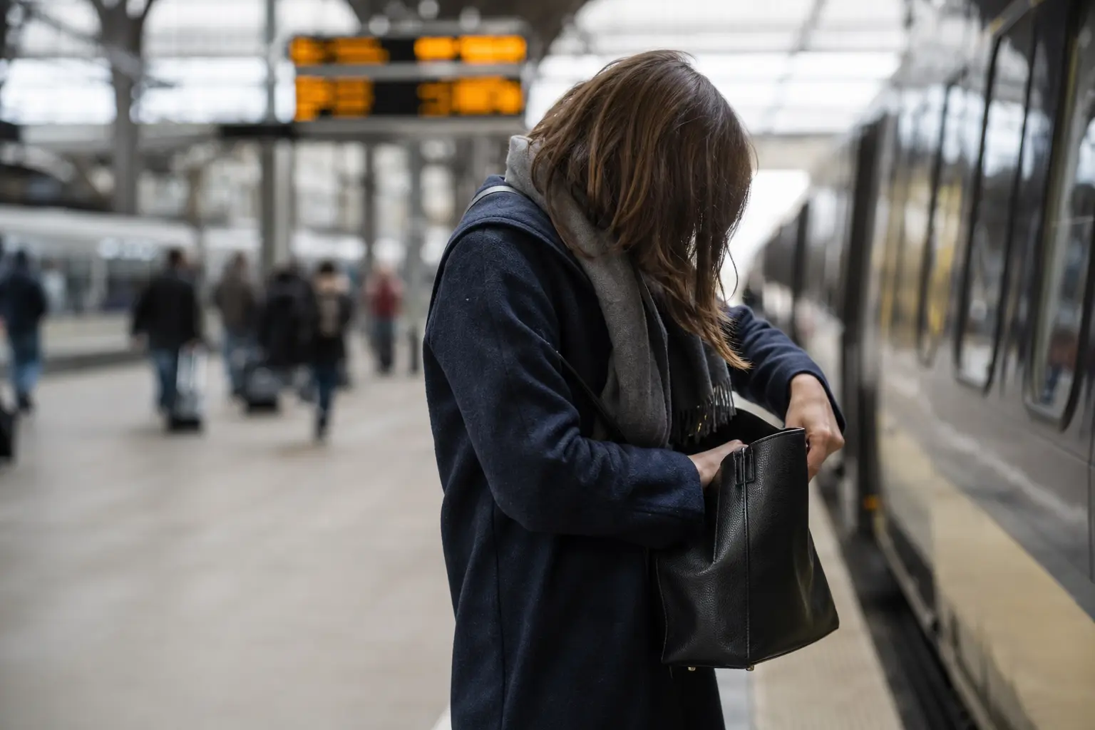Billet de train perdu ou volé : duplicata, remboursement, que faire avant le départ ?