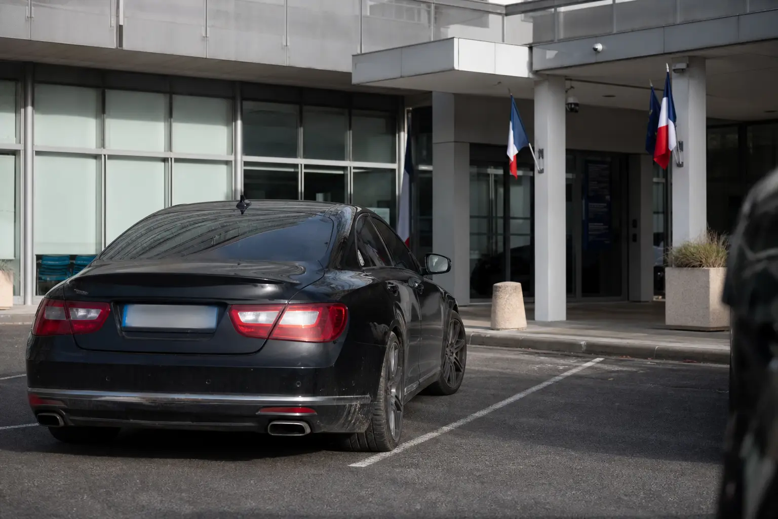 Importer une voiture achetée à l'étranger : quitus fiscal, immatriculation, démarches