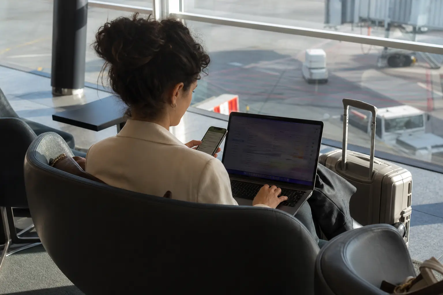 Comment trouver les meilleurs billets d’avion : méthode simple, critères de choix et pièges à éviter
